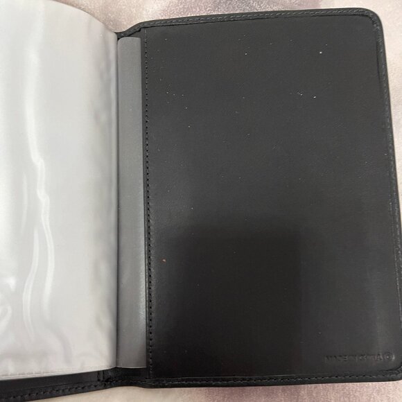 Coach Leather Passport holder & photo album - Picture 3 of 4